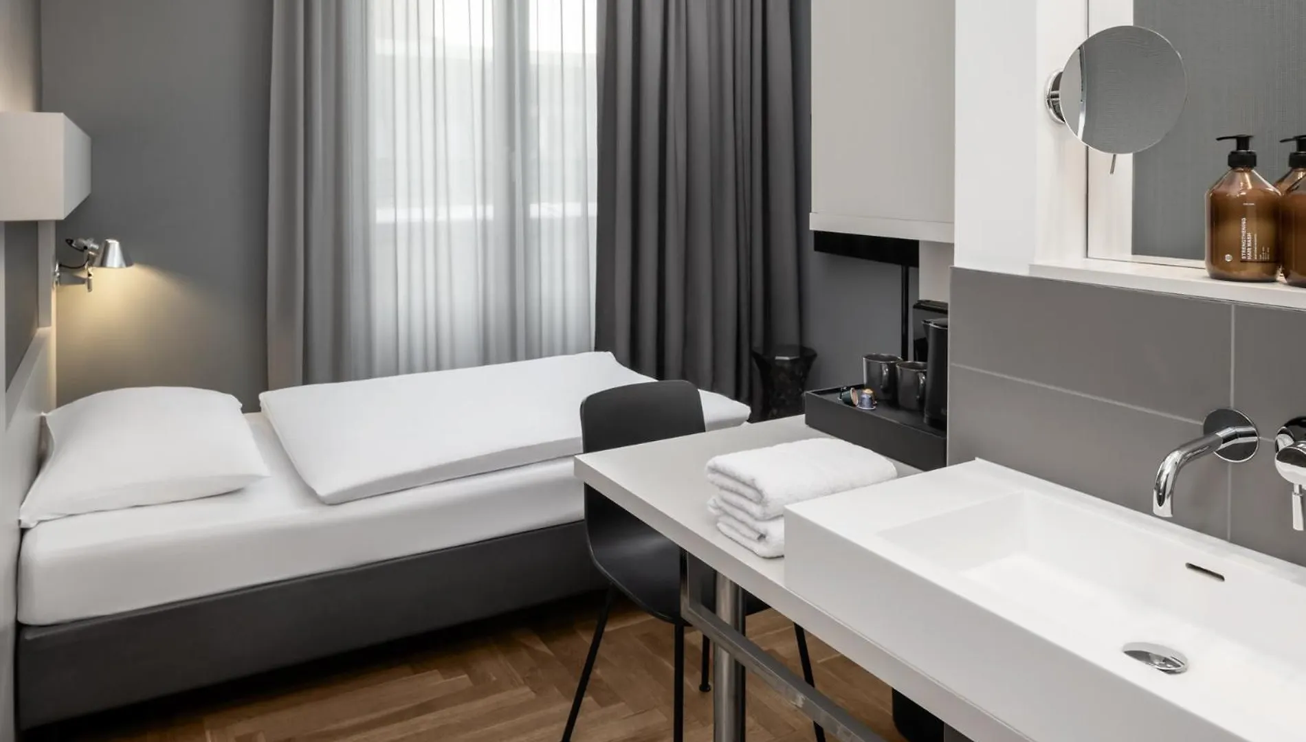 Hotel Amano Rooms & Apartments 柏林 3*,  德国