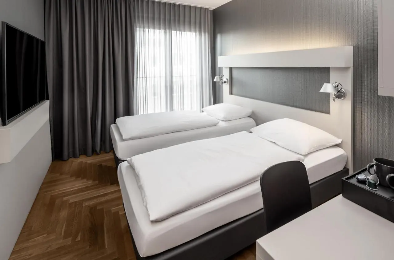 ***  Hotel Amano Rooms & Apartments Berlin Almanya